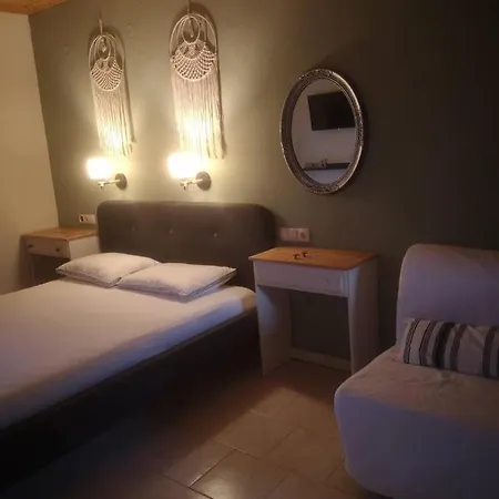 Achillion B&B Paralia Skotinis Exterior photo