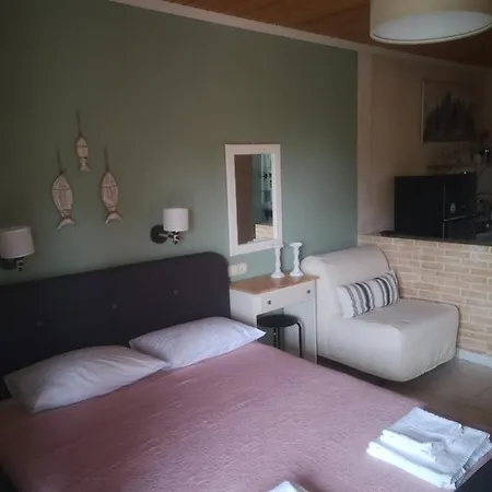 Achillion B&B Paralia Skotinis Exterior photo