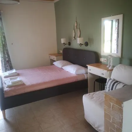 Achillion B&B Paralia Skotinis Exterior photo