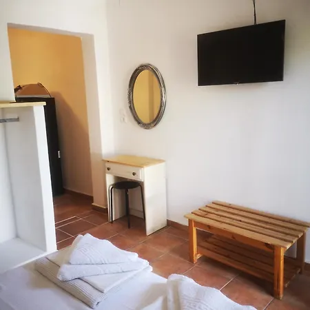 Achillion B&B Paralia Skotinis Exterior photo