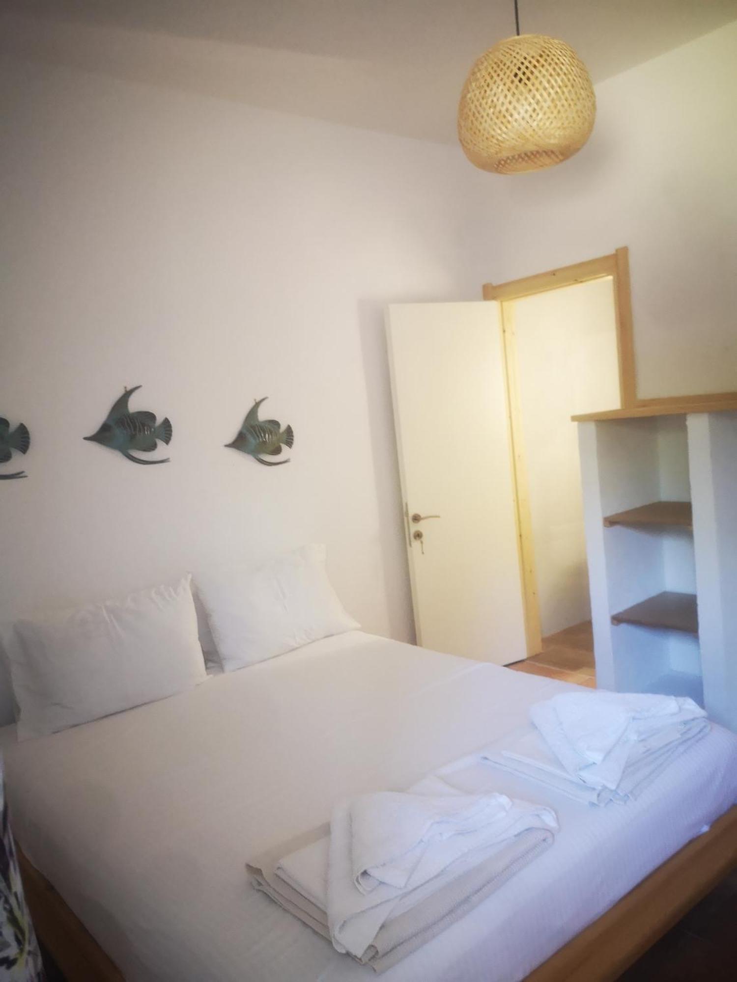 Achillion Apartment *