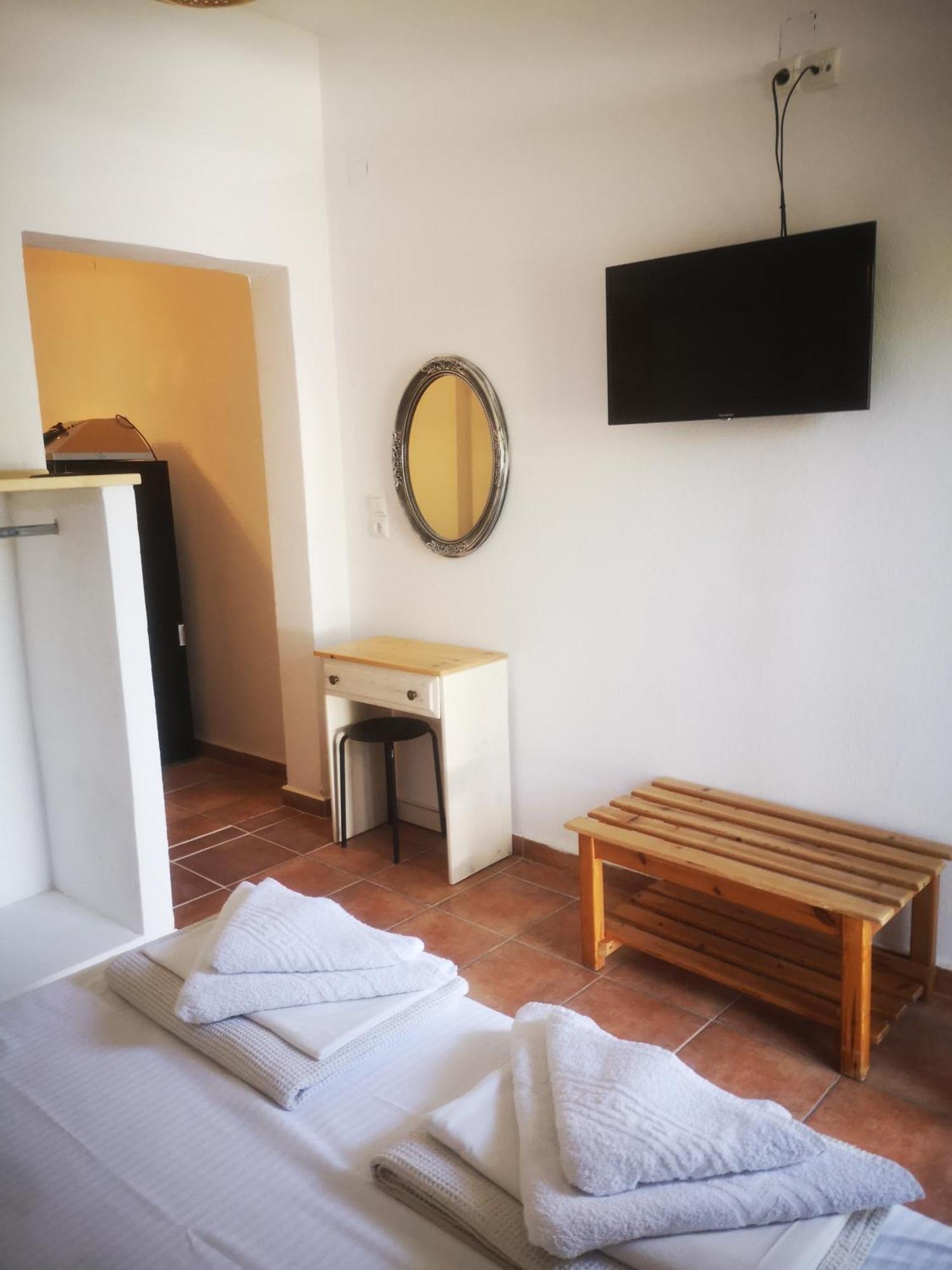 Achillion Apartment Paralia Skotinis